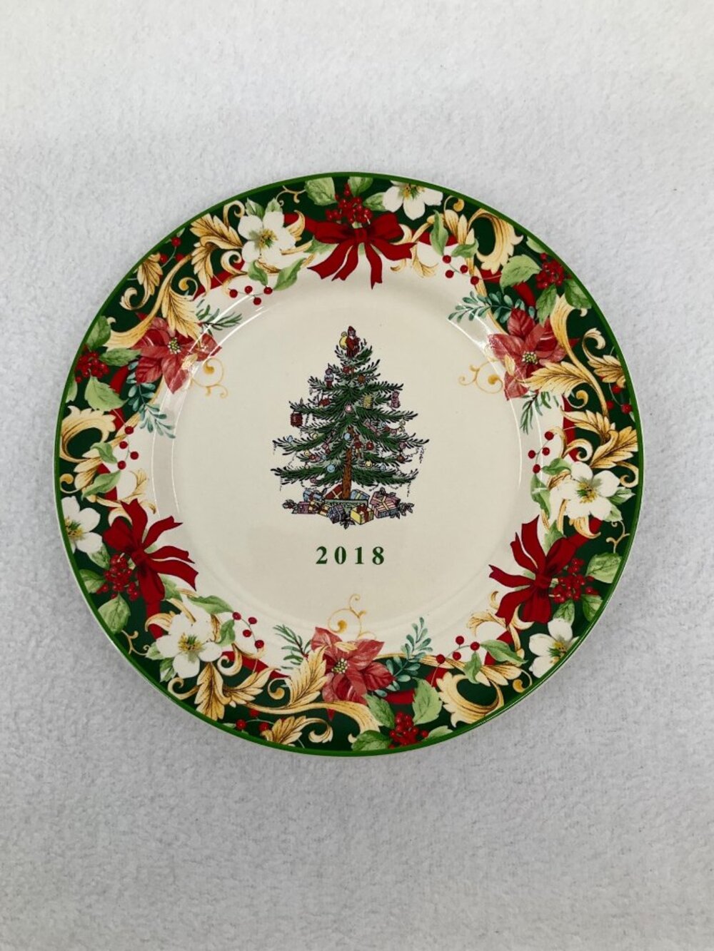 Spode 8" Christmas Tree 2018 Annual Collector's Plate, No box